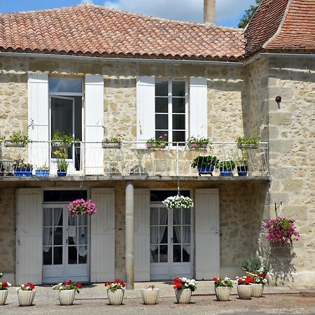 Chez Madeleine Bed & Breakfast Saint-Colomb-de-Lauzun Exterior photo